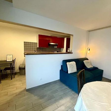 Maisonnette Des Douves Plein Centre 1 A 4 Voyageurs Malestroit Ngoại thất bức ảnh